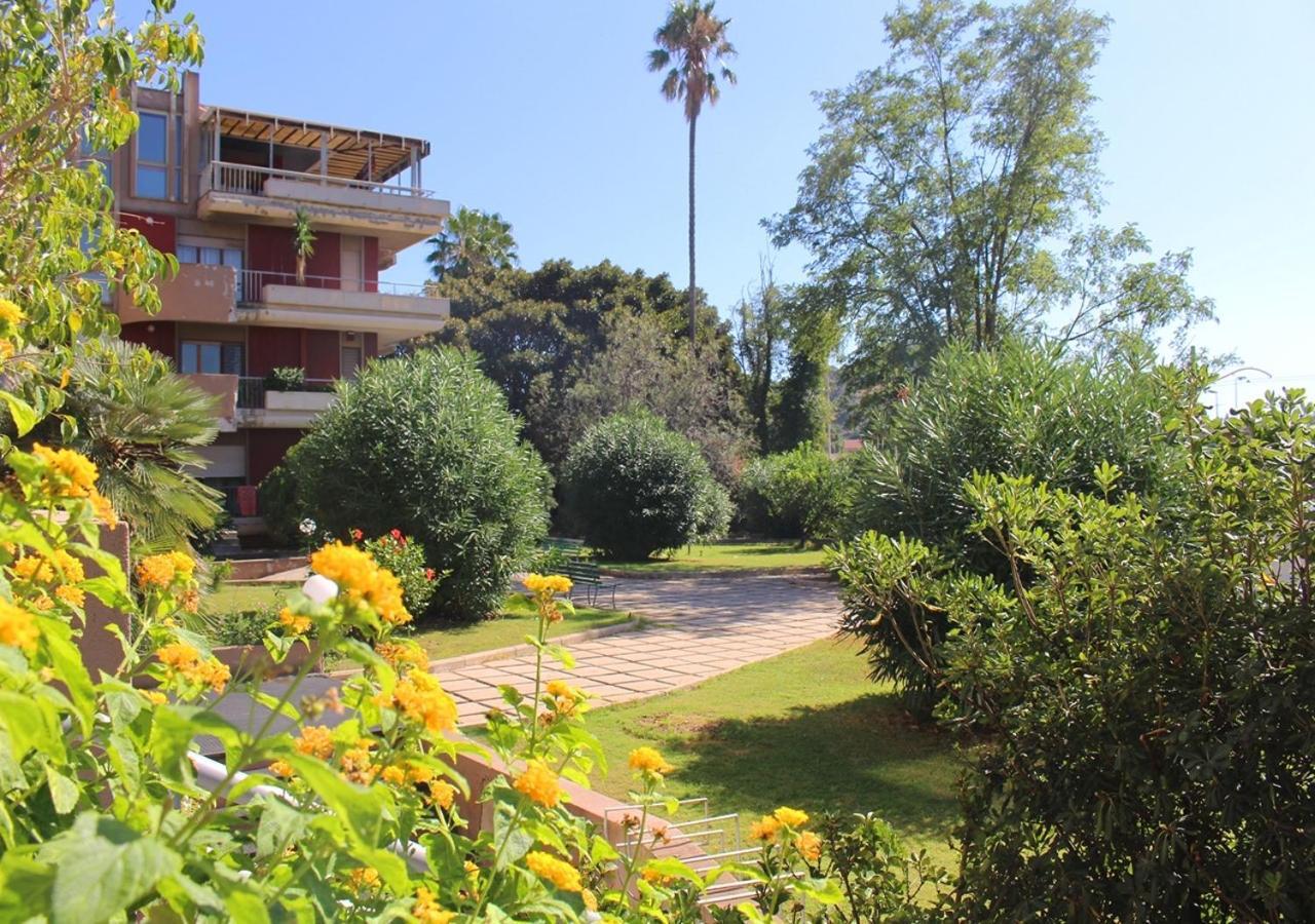 Villa Vaghi Rooms Кальяри Экстерьер фото